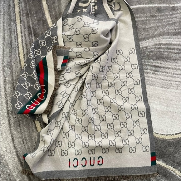 Beautiful Long Full GG Scarves - Picture 6 of 10